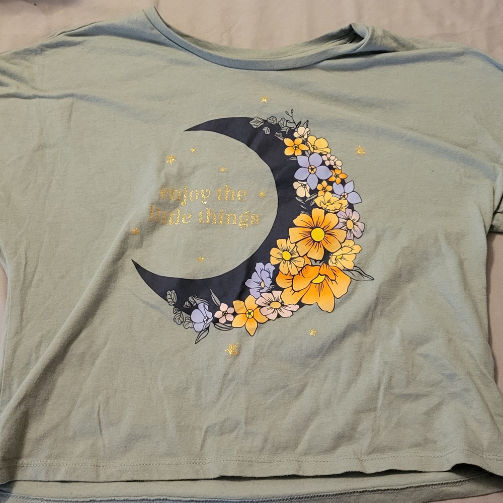 Floral Graphic Girl's Top - Green